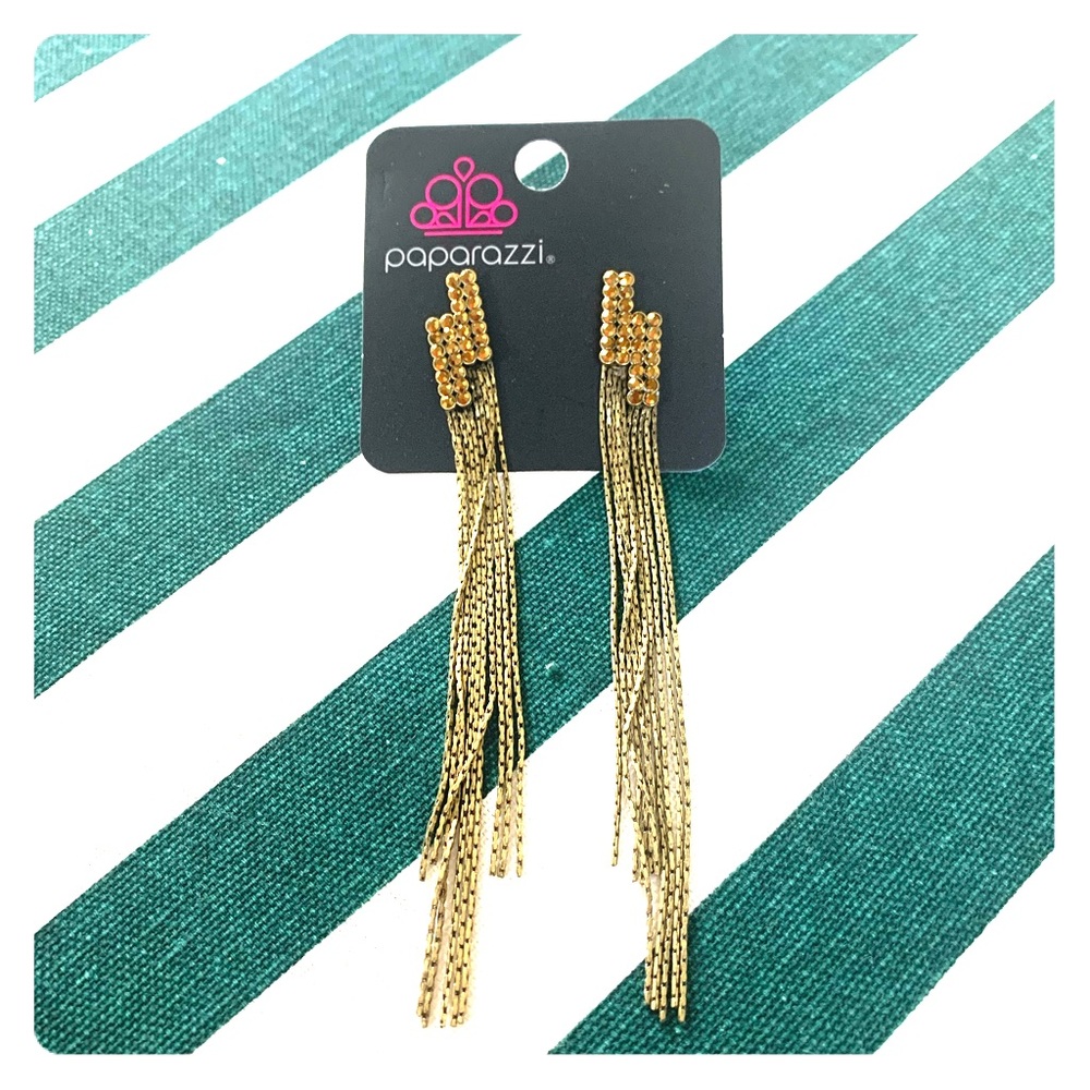 Paparazzi earrings
